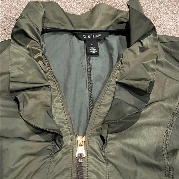 White House Black Market army green 3/4 sleeve jacket - Picture 5 of 9